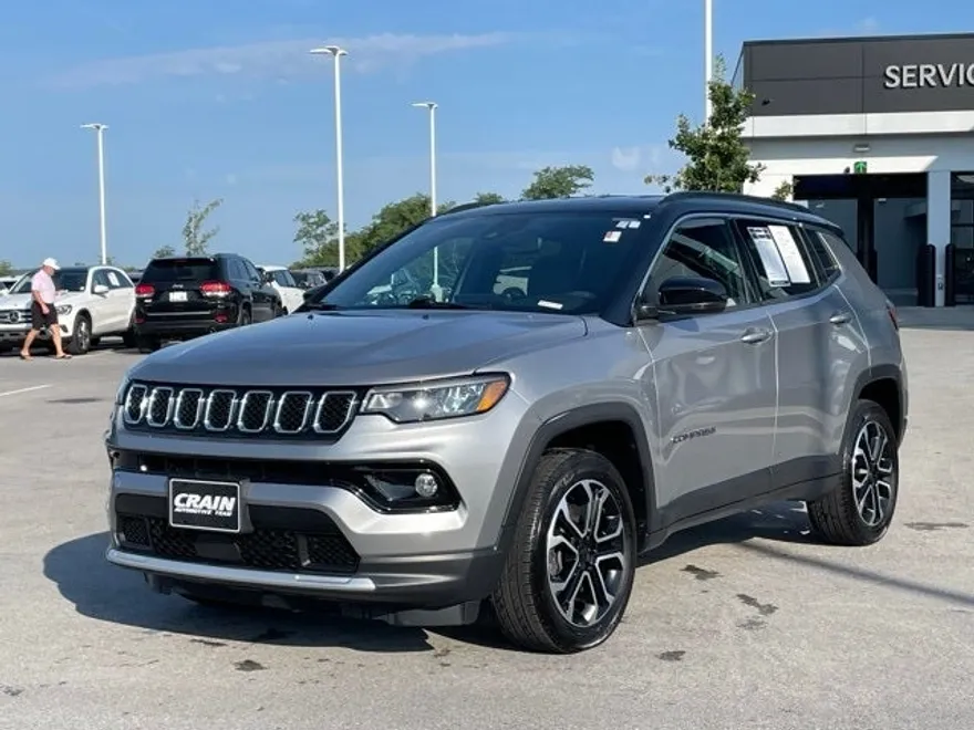 2024 Jeep Compass Limited photo 1