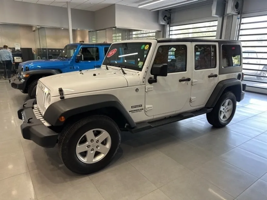 2014 Jeep Wrangler Unlimited Sport photo 1