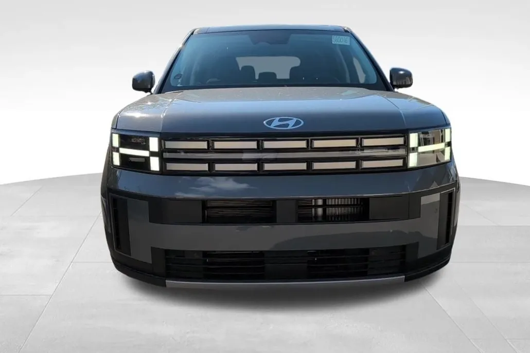 2026 Hyundai Santa Fe SE photo 1