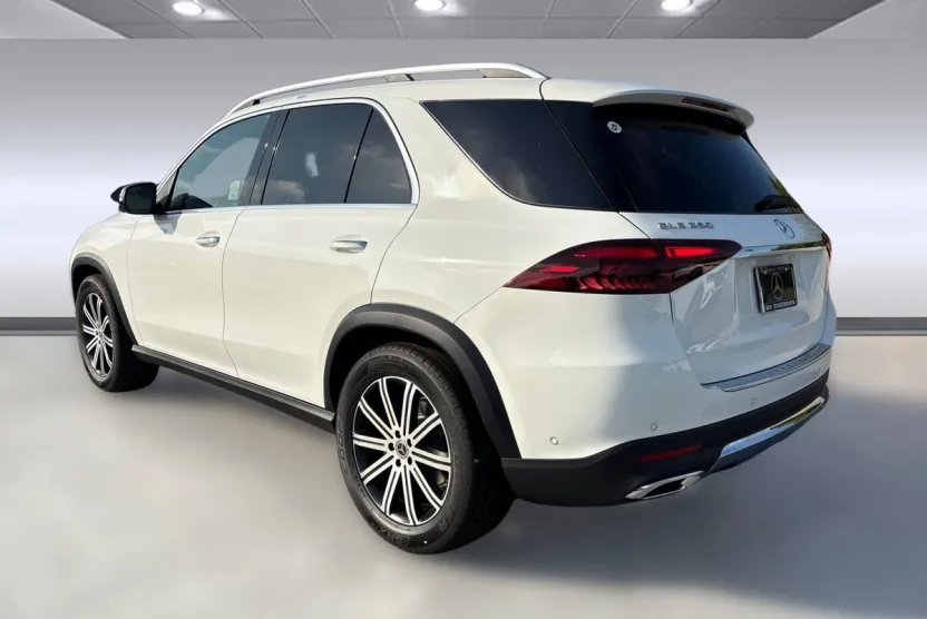 2026 Mercedes Benz GLE 350 photo 1