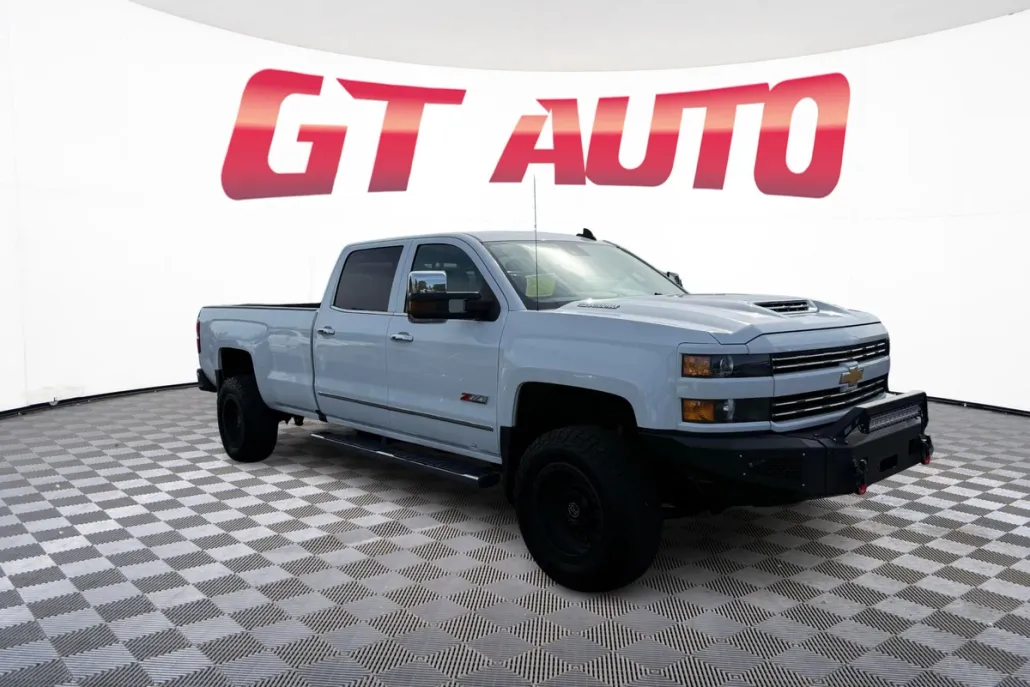 2019 Chevrolet Silverado 3500HD LTZ photo 1