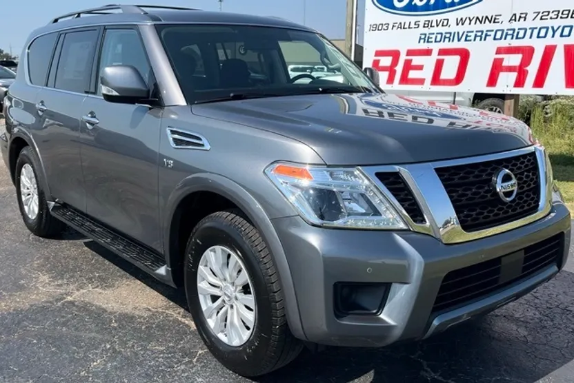 2019 Nissan Armada SV photo 1