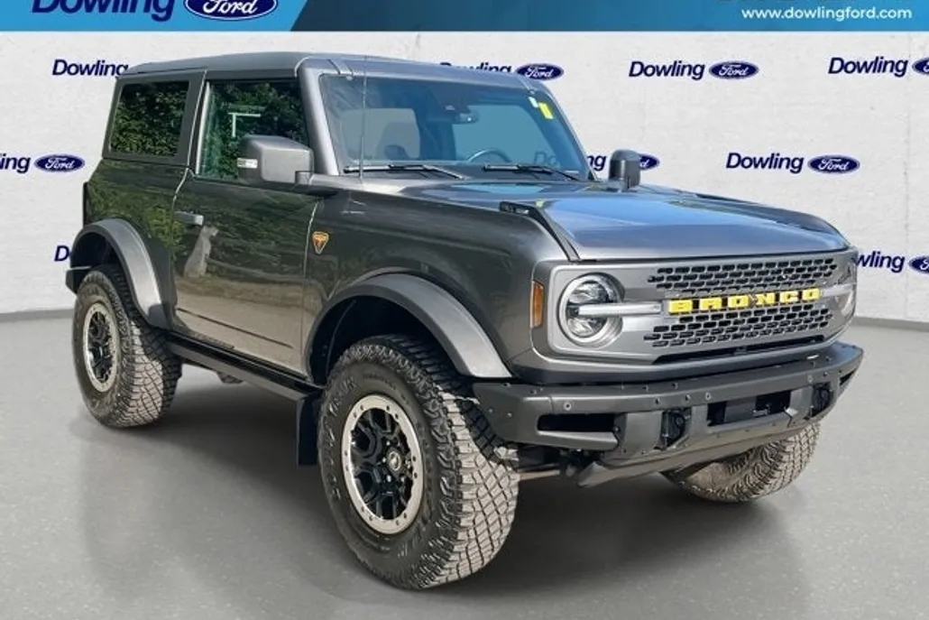 2022 Ford Bronco Badlands photo 1