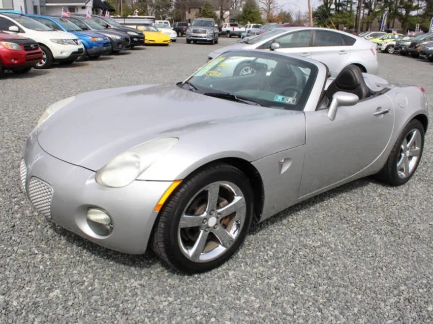 2006 Pontiac Solstice Base Convertible photo 1