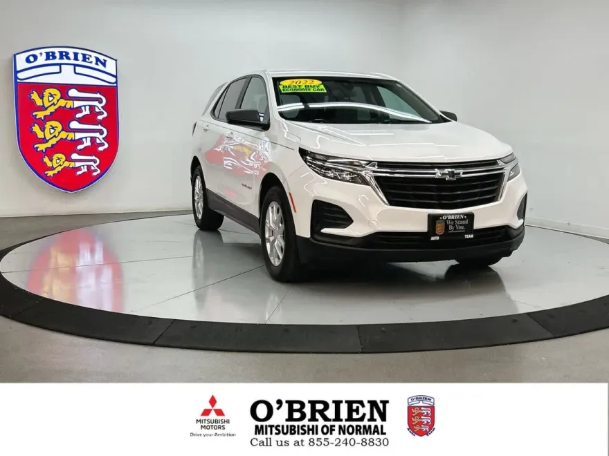 2022 Chevrolet Equinox LS photo 1