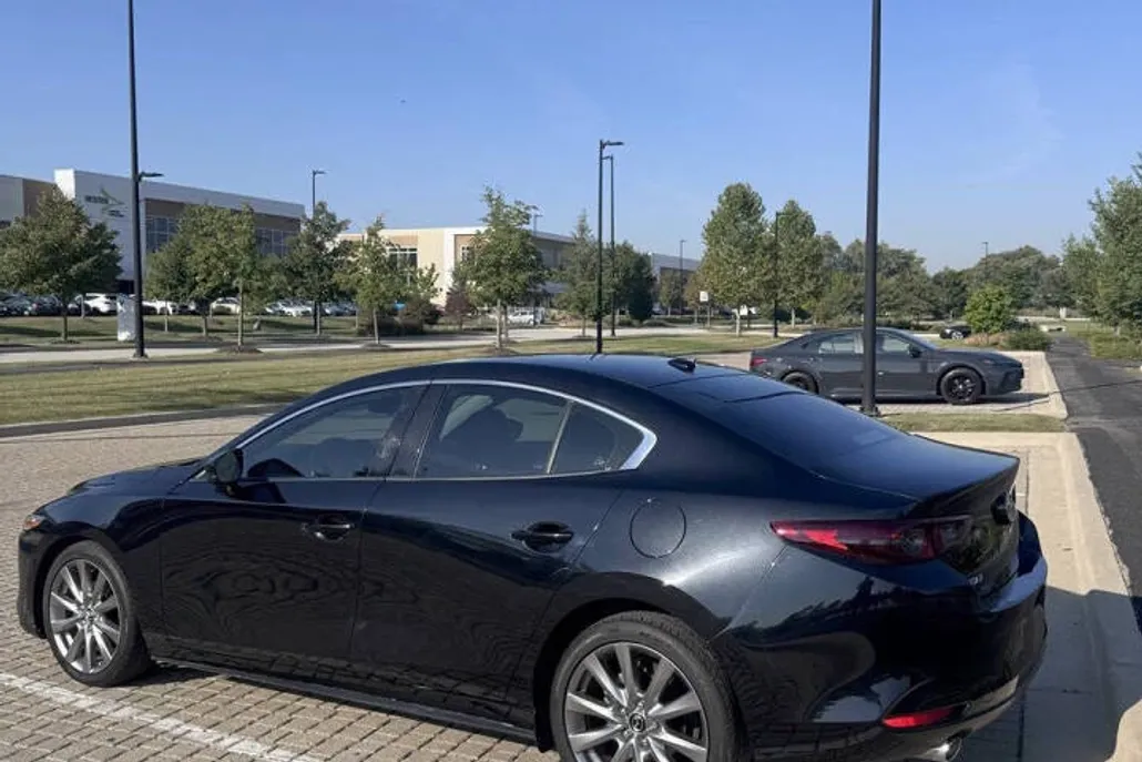 2019 Mazda Mazda3 Sedan Premium photo 1