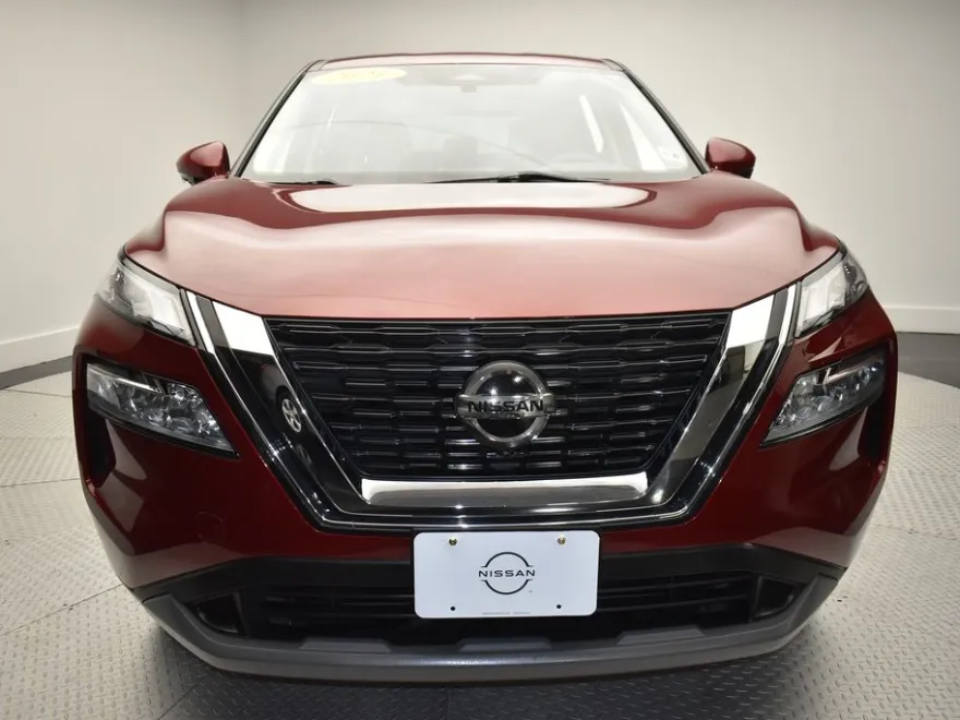 2021 Nissan Rogue SV photo 1