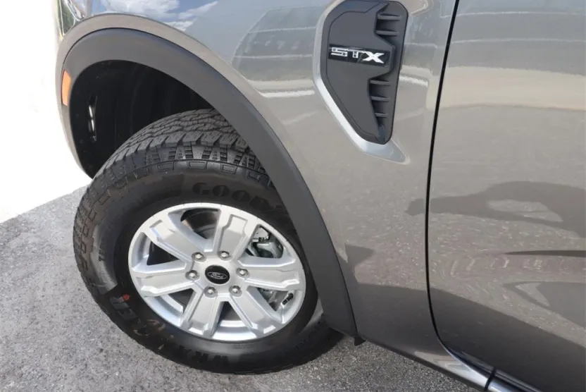 2025 Ford Ranger XL photo 1