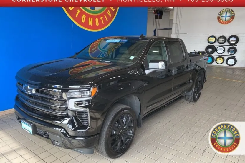 2025 Chevrolet Silverado 1500 High Country photo 1