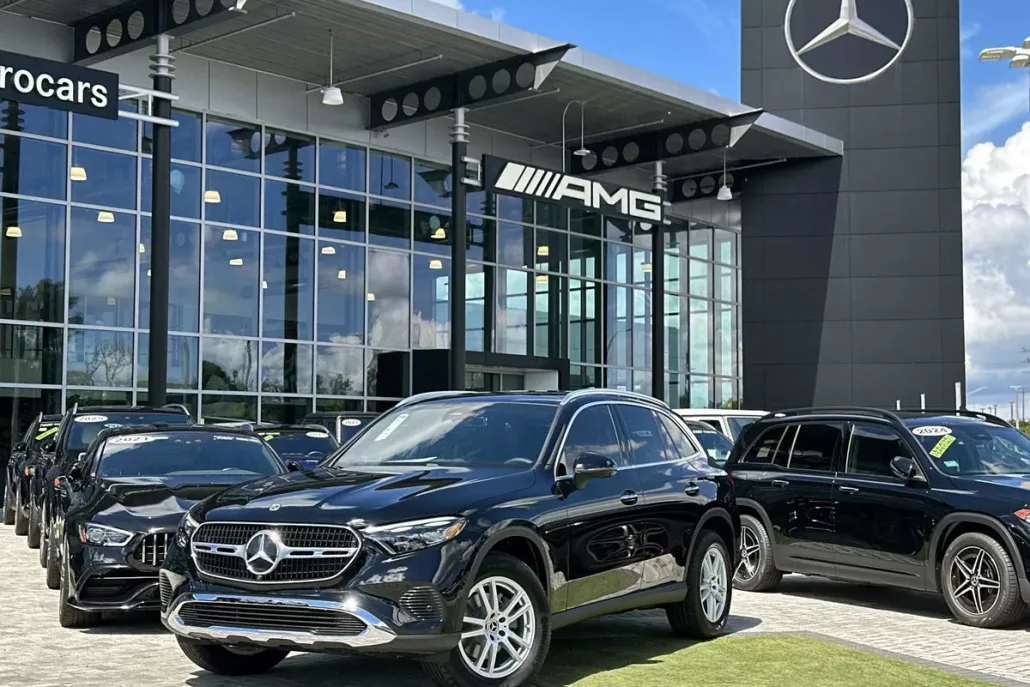 2026 Mercedes Benz GLC 300 4MATIC photo 1