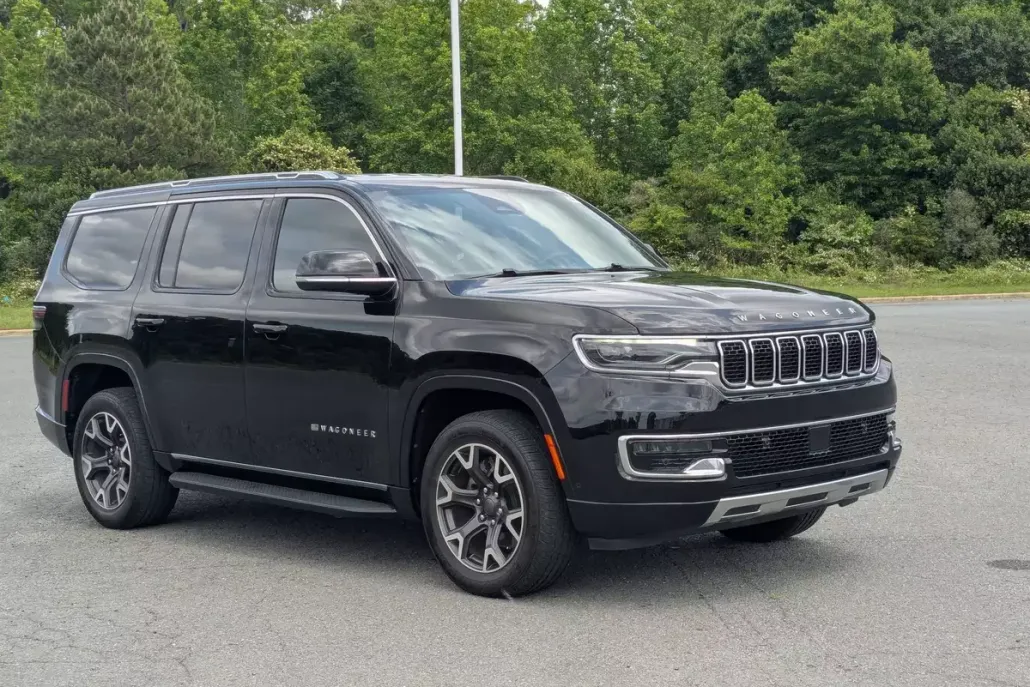 2023 Jeep Wagoneer Series III photo 1