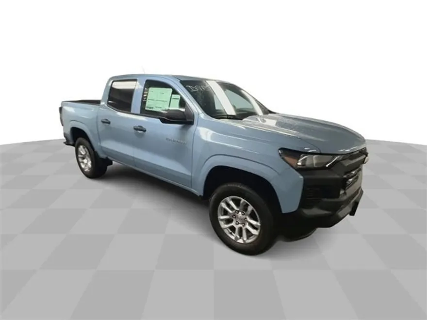 2025 Chevrolet Colorado LT photo 1