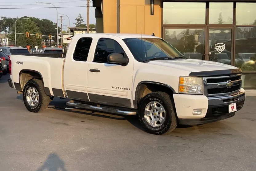 2009 Chevrolet Silverado 1500 LT photo 1