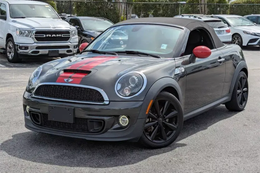 2015 Mini Cooper S Convertible photo 1