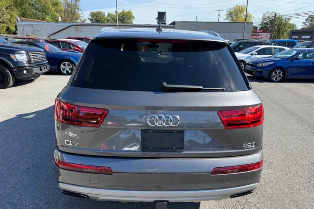 2018 Audi Q7 3.0T Premium Plus photo 1