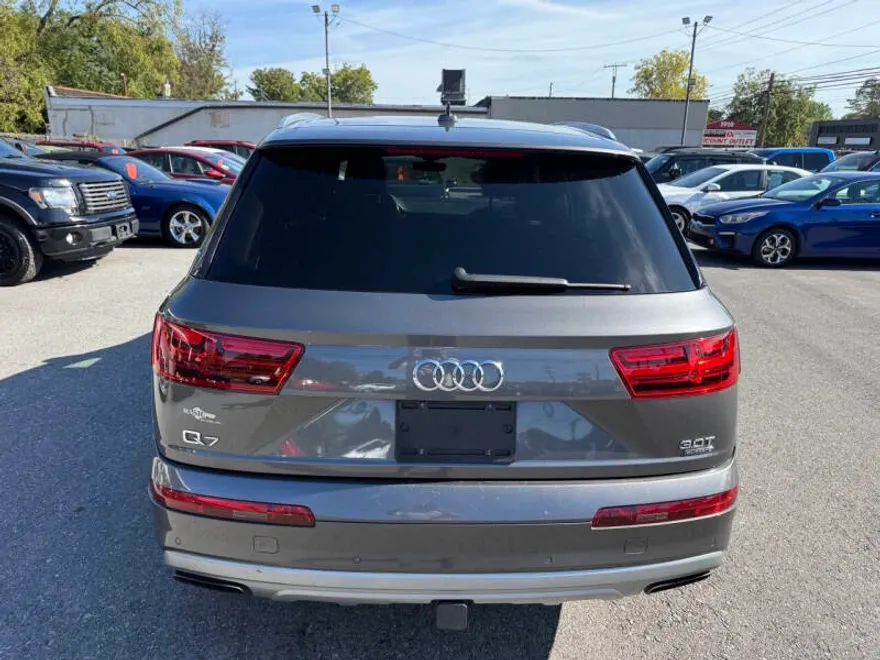 2018 Audi Q7 3.0T Premium Plus photo 1