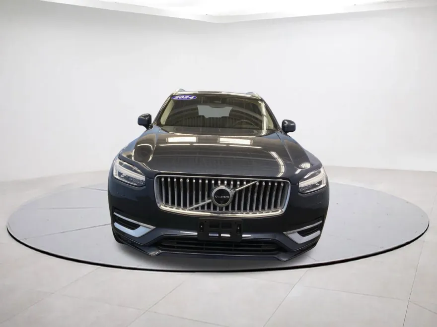 2024 Volvo XC90 Plus photo 1