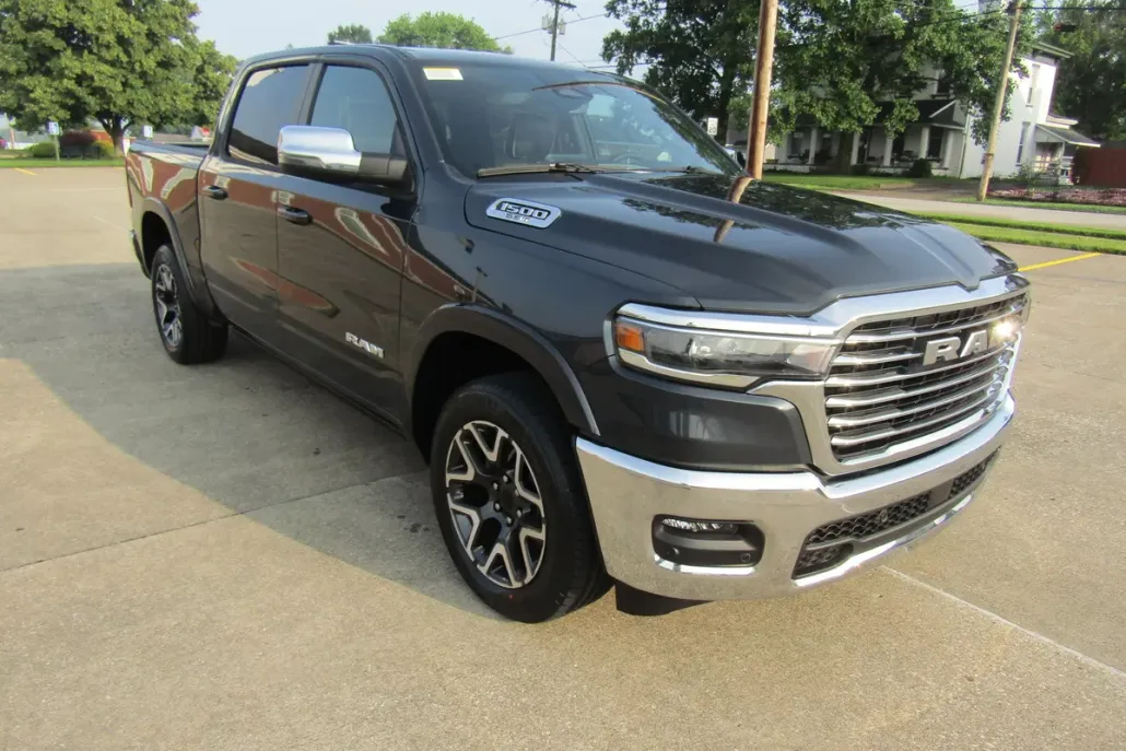 2025 Ram 1500 Laramie photo 1