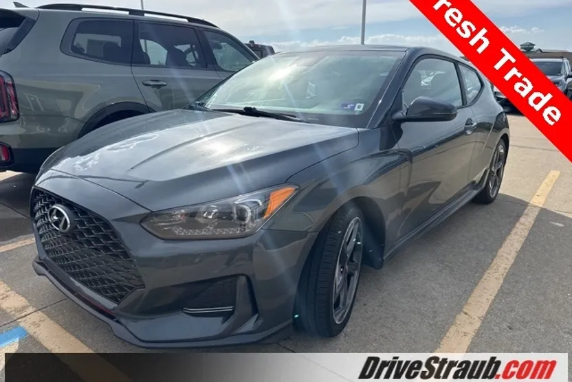 2019 Hyundai Veloster Turbo photo 1