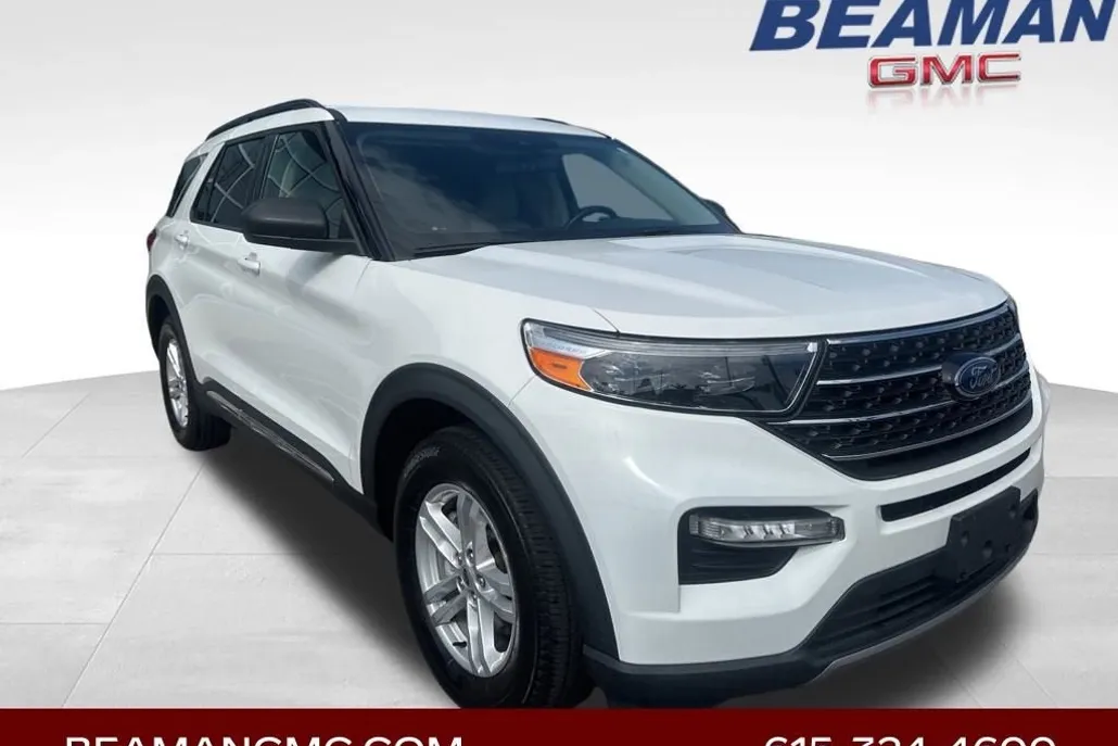 2021 Ford Explorer XLT photo 1