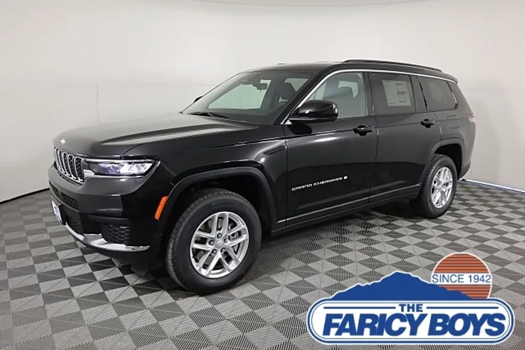 2025 Jeep Grand Cherokee Laredo photo 1