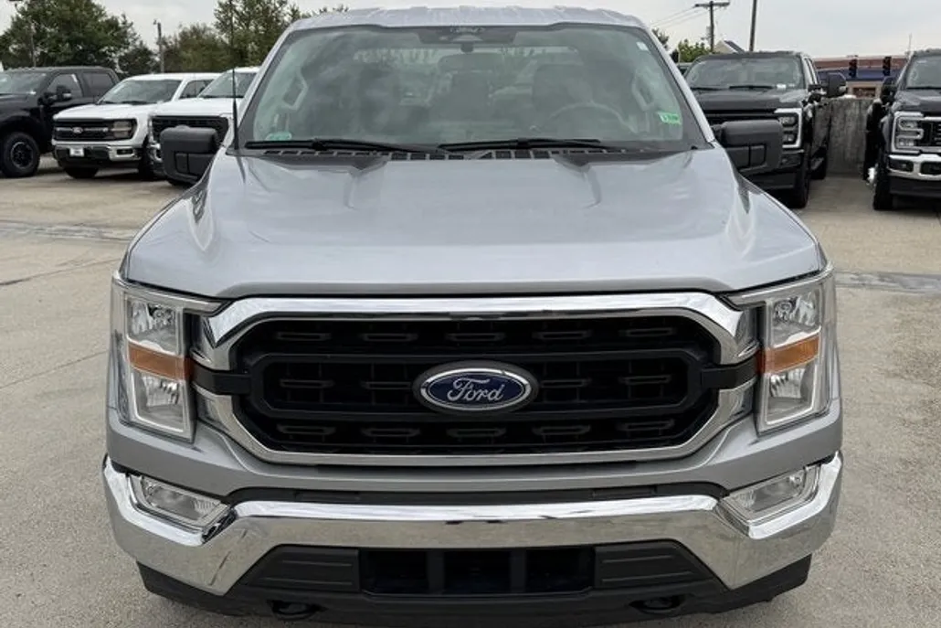 2022 Ford F-150 XLT photo 1