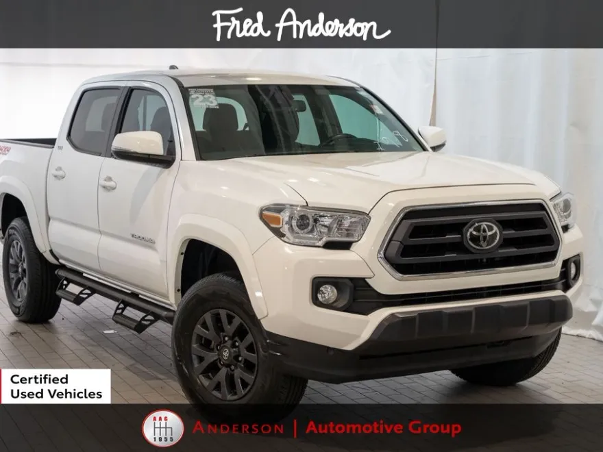 2023 Toyota Tacoma SR5 V6 photo 1