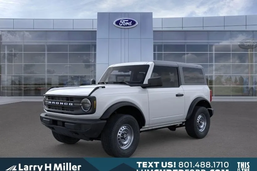 2025 Ford Bronco Base photo 1