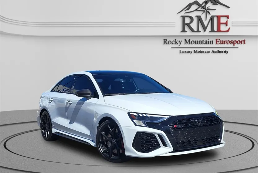 2024 Audi RS 3 Base photo 1