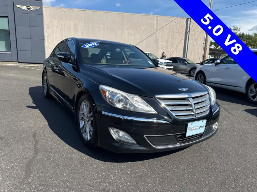 2012 Hyundai Genesis 5.0 photo 1