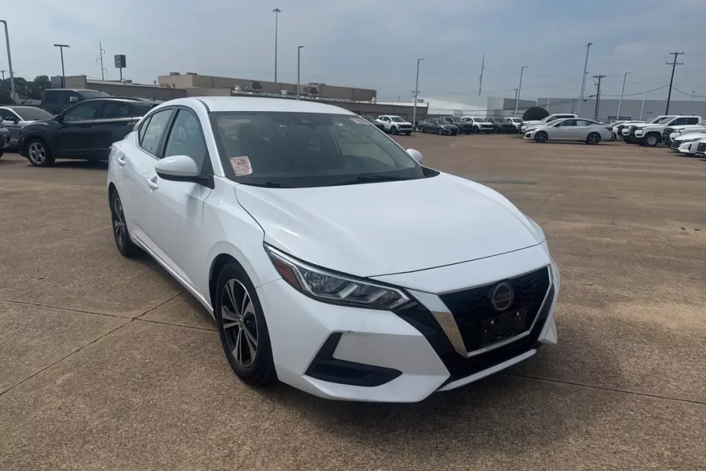 2023 Nissan Sentra SV photo 1