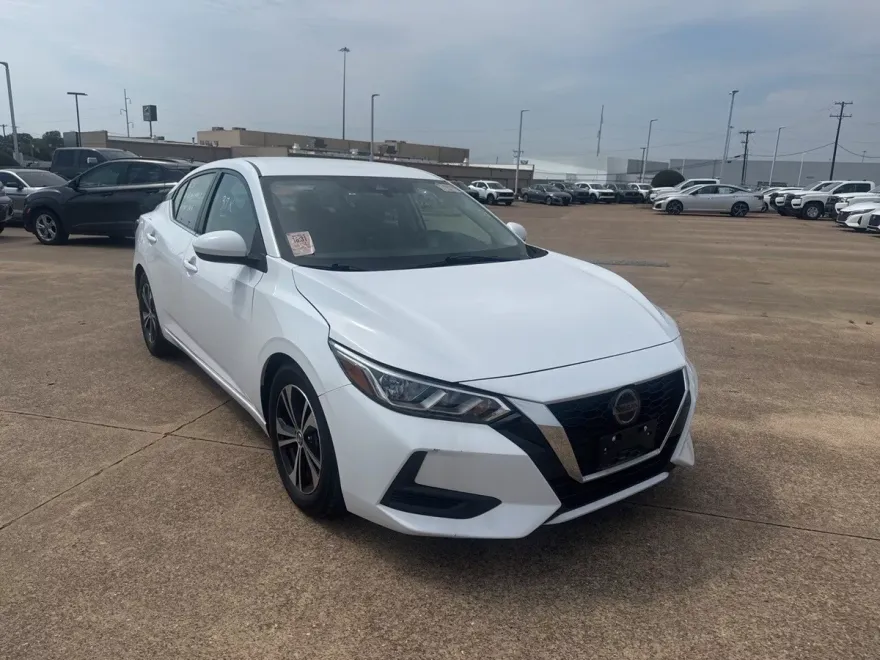 2023 Nissan Sentra SV photo 1