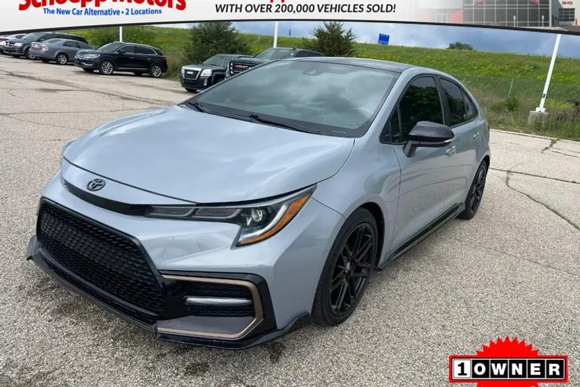 2021 Toyota Corolla SE photo 1