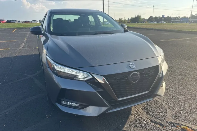 2020 Nissan Sentra SR photo 1