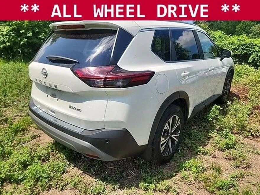 2023 Nissan Rogue SV photo 1