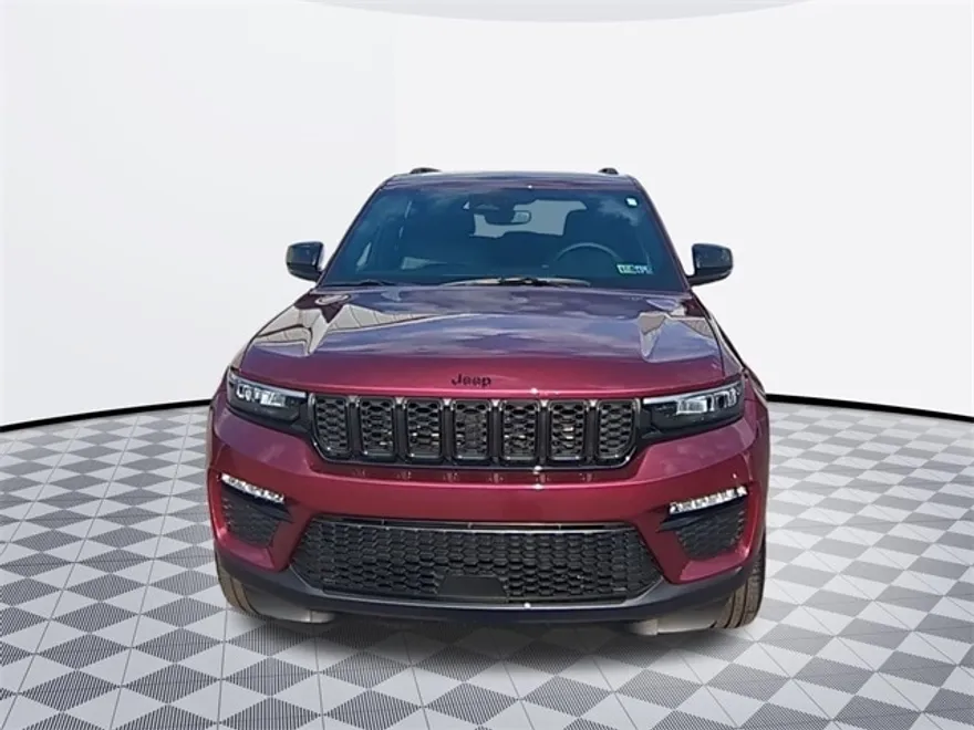 2024 Jeep Grand Cherokee Limited photo 1