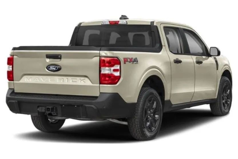 2025 Ford Maverick XLT photo 1