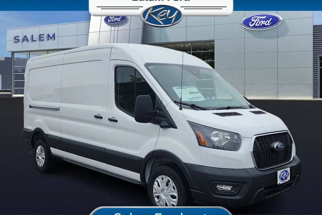 2025 Ford Transit photo 1