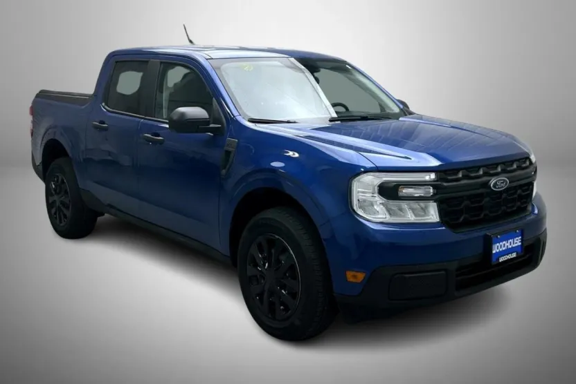 2024 Ford Maverick XL photo 1