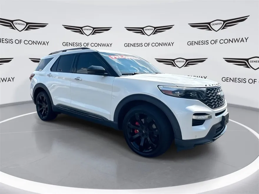 2020 Ford Explorer ST photo 1