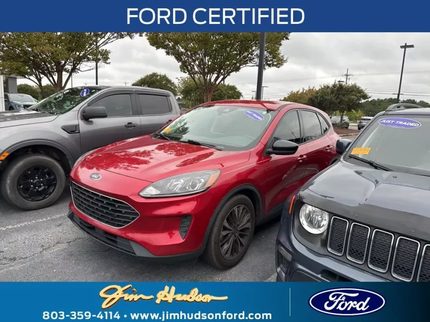2022 Ford Escape SE photo 1