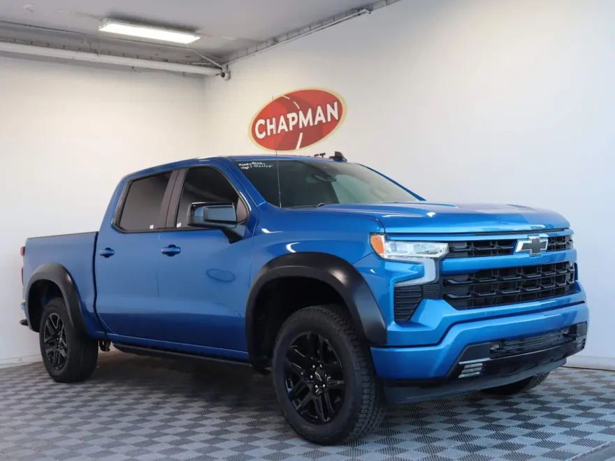 2023 Chevrolet Silverado 1500 RST photo 1