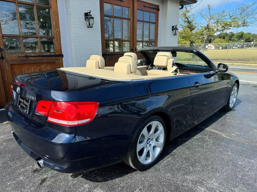2010 Bmw 335i photo 1