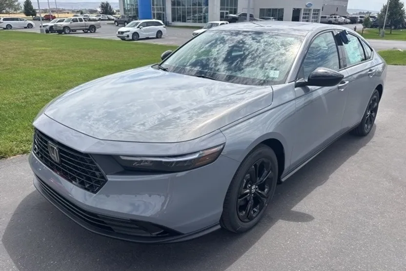2025 Honda Accord SE photo 1