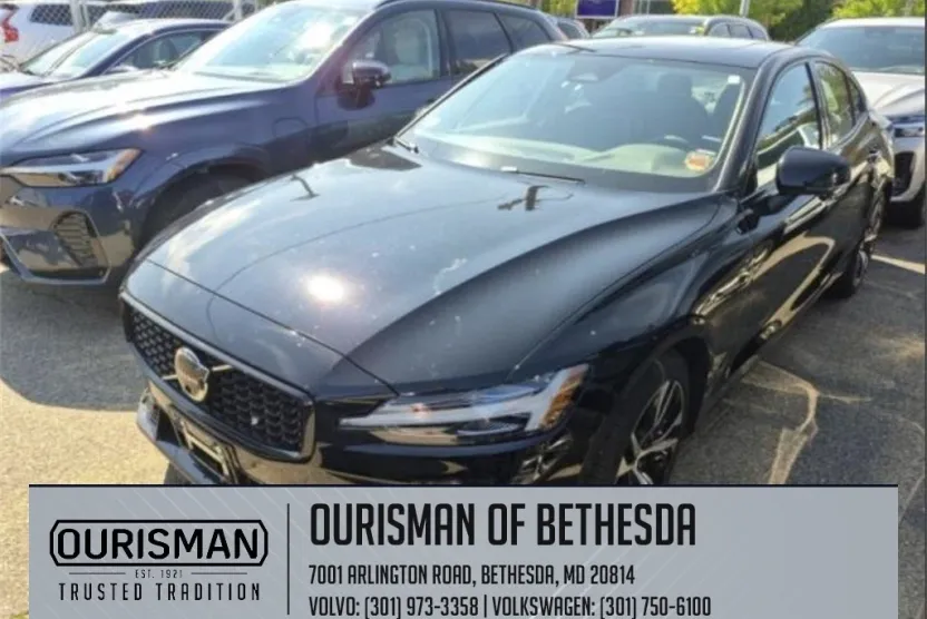 2023 Volvo S60 B5 Plus photo 1
