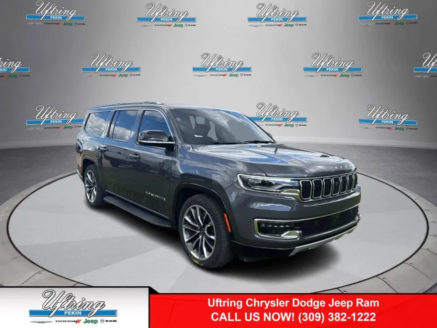 2024 Jeep Wagoneer L Series II photo 1