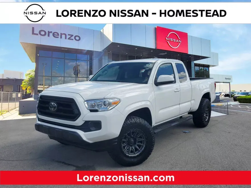 2022 Toyota Tacoma SR 4x4 photo 1