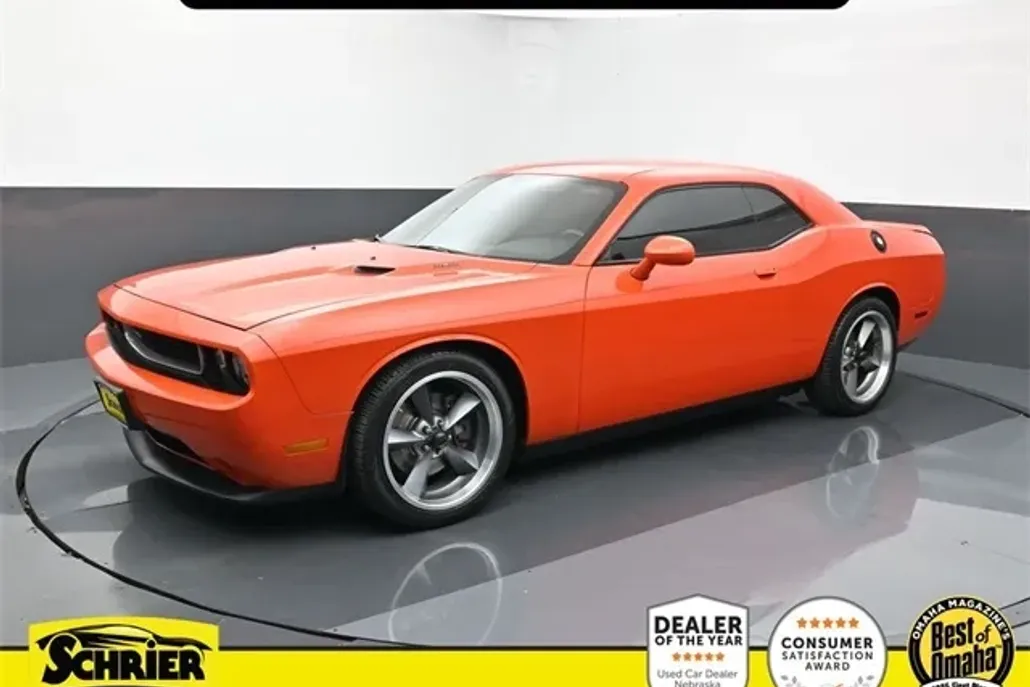 2013 Dodge Challenger R/T photo 1
