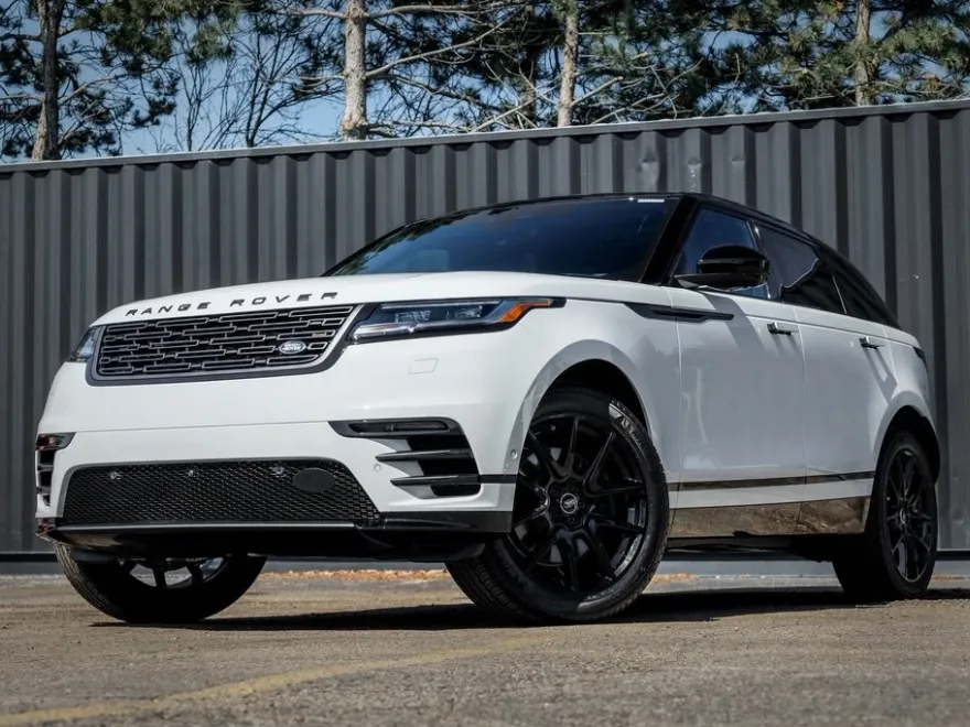 2026 Land Rover Range Rover Velar SE photo 1