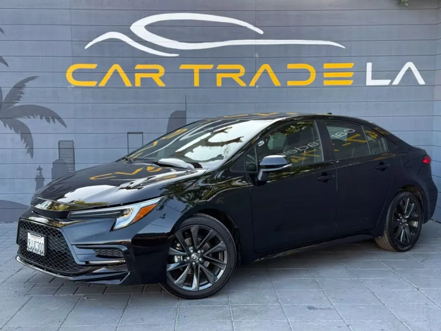 2024 Toyota Corolla Hybrid photo 1